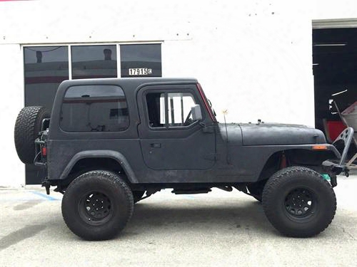 Rally Tops One-piece Hardtop With Roof Rack And Sunroof With Upper Half Doors Yjhthdrs Hardtops