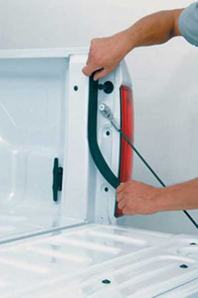 Pacer Tailgate Sealer 10 Ft.