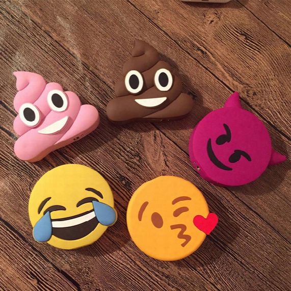 New Design 2600mah Power Bank Cartoon Cute Poops Emoji Power Bank 18650 Battery Portable Cute All Mobile Phone Battery Charger Power Bank