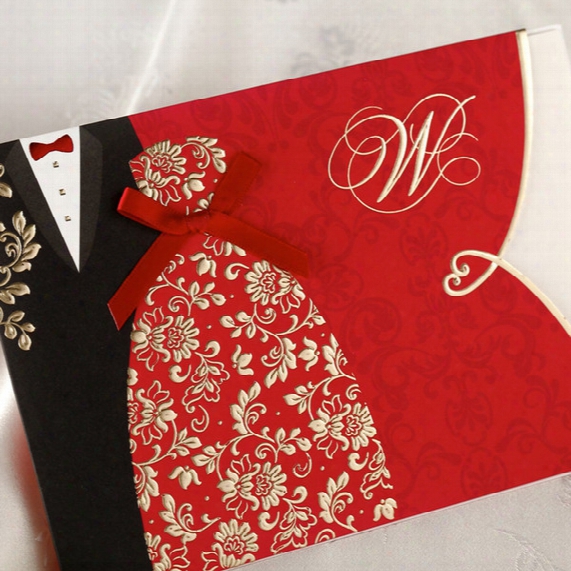 Special Wedding Invitations Cards Folded With Red Bridal And Groom Dress Pattern Elegant Chinese Party Cards Cw1051 Offered