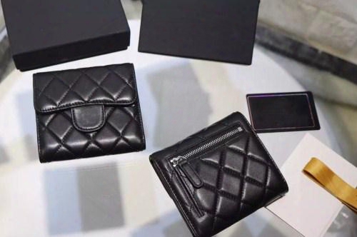 Hot Sales!classic Short Three Folding Card Id Holder Women Wallet Genuine Leather Famous Brands Caviar/lambskin Short Wallets A Very Popular