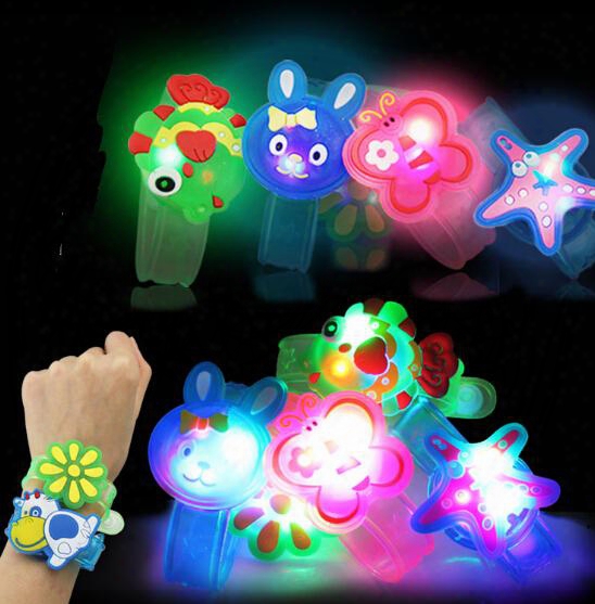 Creative Cartoon Led Watch Flash Wrist Bracelet Light Small Gifts Children Toys Wholesale Stall Selling Goods Christmas Toys